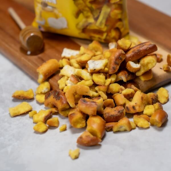 Pretzel Pete Pieces Honey Mustard & Onion Brezelgebäck - 8x160g